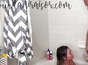 kąpiel, amatorskie, ogromny-kutas, mamuśki, hardcore, blondynka, fetysz, prysznic, dominacja, kobieca-dominacja
