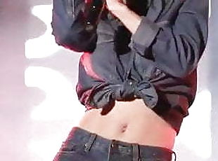 Hyunyoung Shows Off Her Beautiful Tummy