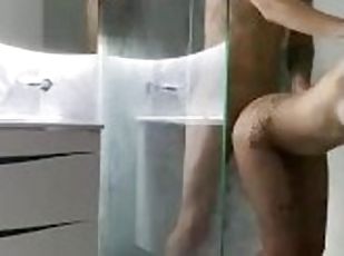 Cute Fucking in the Shower - Amateur Couple