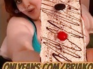 Who wants to clean me up? BBW gets messy with dessert